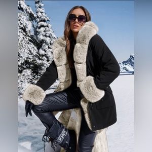 Parka jacket size small bought in Italy